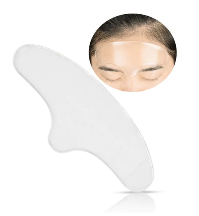 Reusable silicone patches that moisturize and repair wrinkles