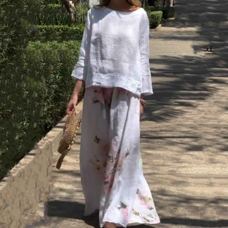🌸 Solid Tops & Floral Wide-Leg Pants (2-Piece Set)