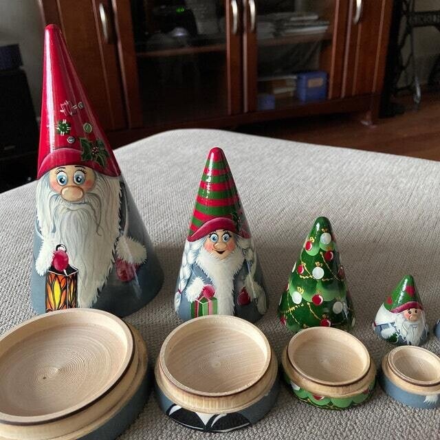 🎅Handmade Scandinavian Gnome Wooden Nesting Dolls (5 pcs)