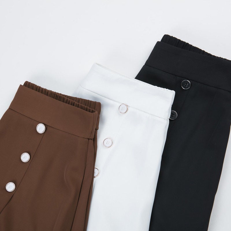 [Cool and Slim] Stylish Pleated Shorts