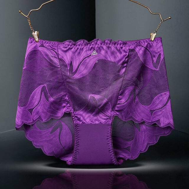LADIES SILK LACE HANDMADE UNDERWEAR