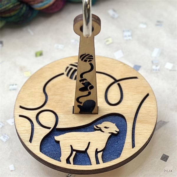 💐Portable Wrist Yarn Holder, Travel Wrist Hanging Yarn Dispenser, Gift for Crocheter