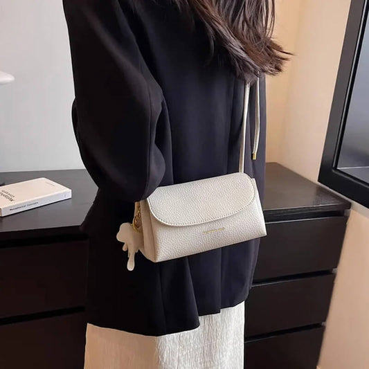 🔥Women's  High end Fashion Crossbody Bag with Elephant Pendant👜