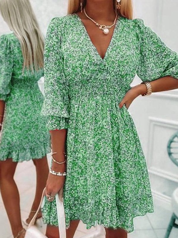 V-Neck Pleated Floral Print Mini Dress