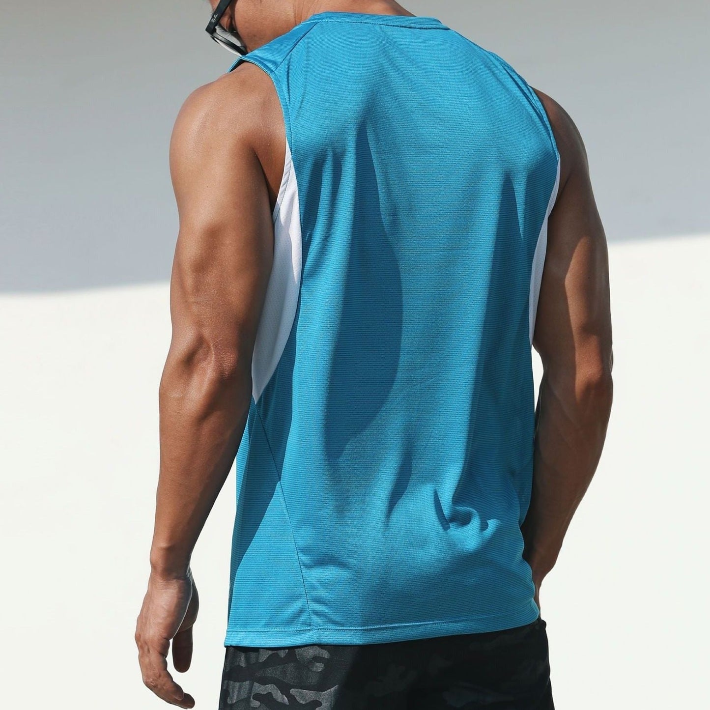 BREATHABLE ATHLETIC SHIRT