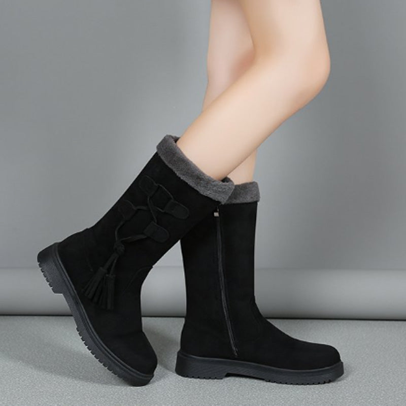Warm ladies boots with side zip