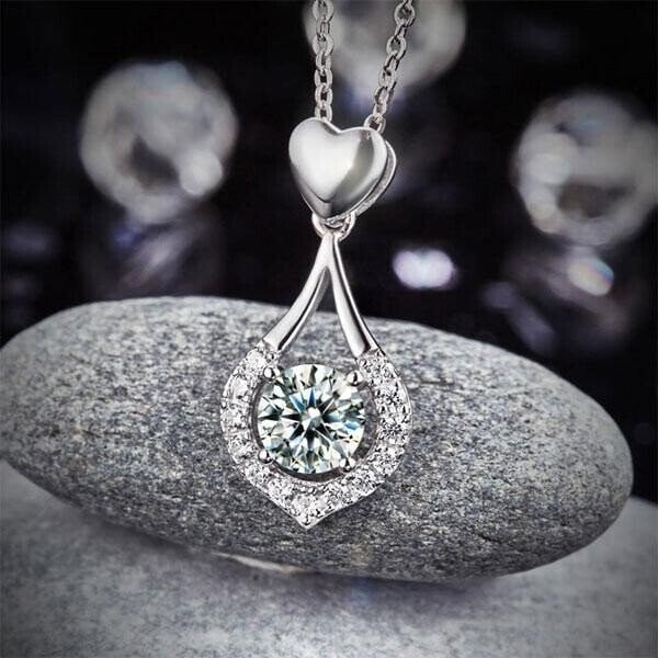 🎁Perfect Gift - Twinkling Heart Waterdrop Stone Necklace