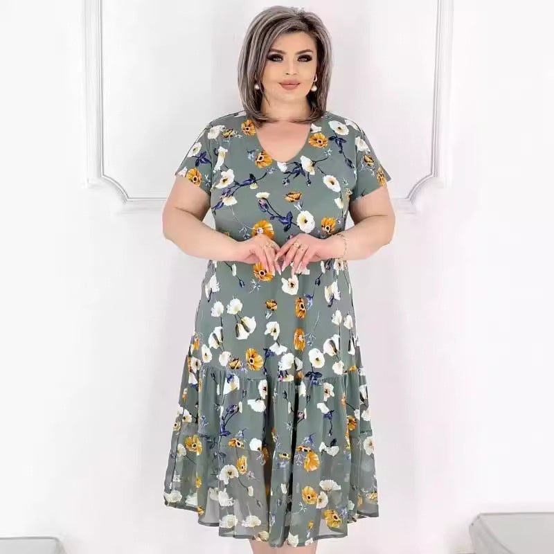 🌸Fashionable dresses for women with V-neck and floral print