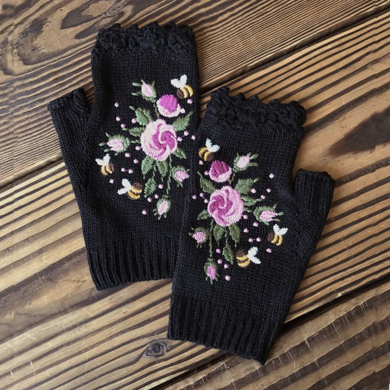 🌸Hand Embroidered Gloves