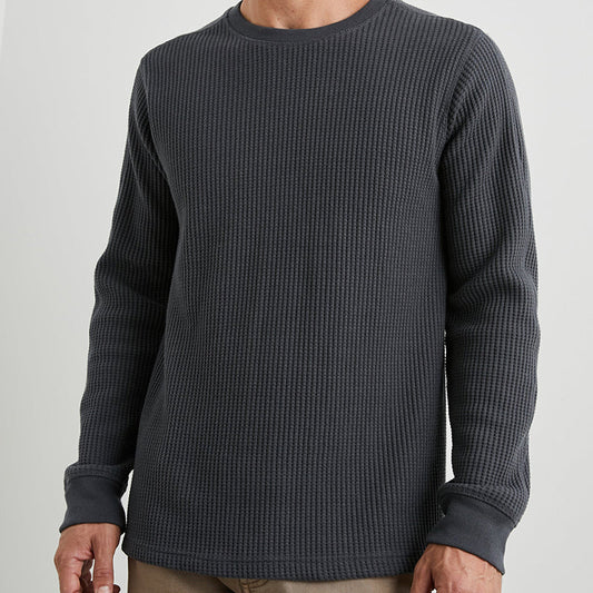 Men's knitted long sleeve top
