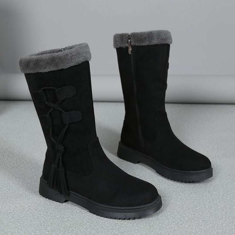 Warm ladies boots with side zip