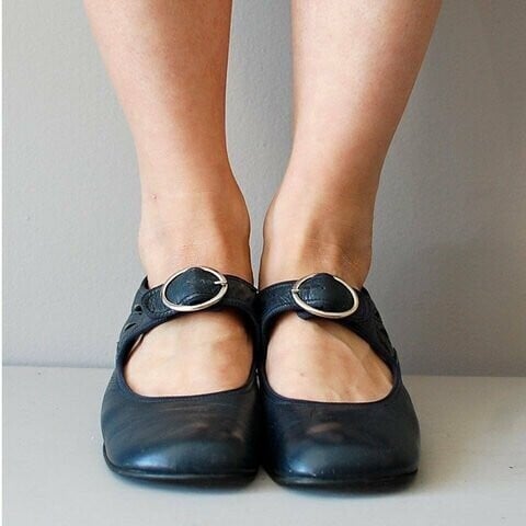 Mary Jane leather comfortable low heeled buckle strap shoes