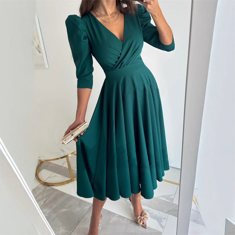 💐 Women's V-Neck Pleated Waist-slimming Midi Dress