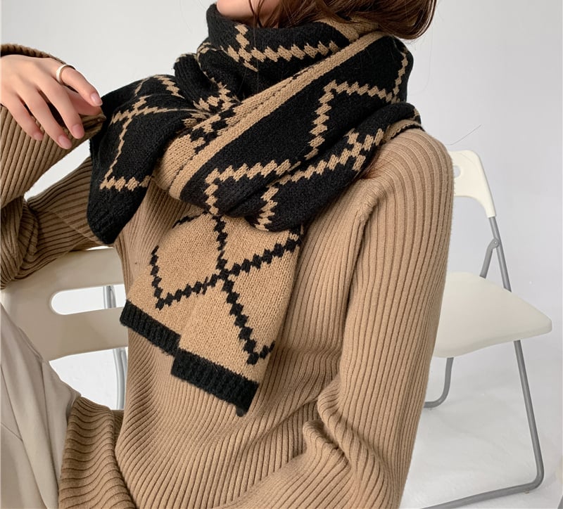 🔥Black White Diamond Shape Scarf Shawl