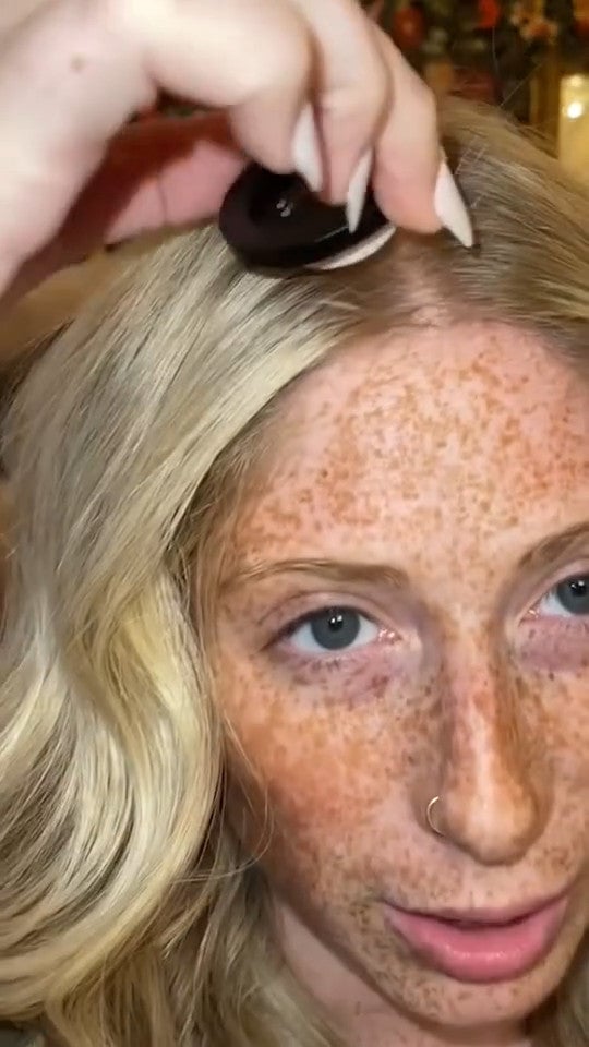 🔥Buy 2 Get 1 Free Now💃2 in 1 - Foundation + Anti-Wrinkle Concealer