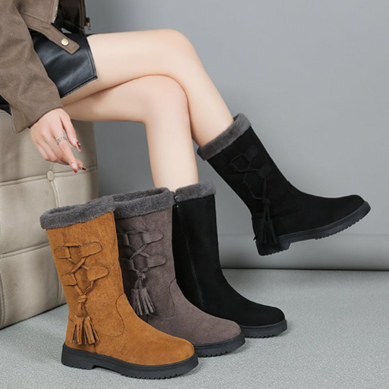 Warm ladies boots with side zip