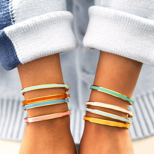 🎁DON'T LET THE HARD DAYS WIN COLOR BANGLE