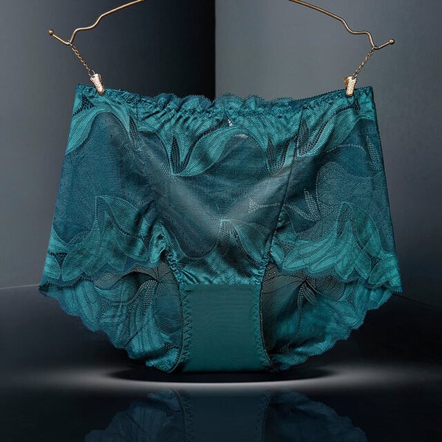 LADIES SILK LACE HANDMADE UNDERWEAR