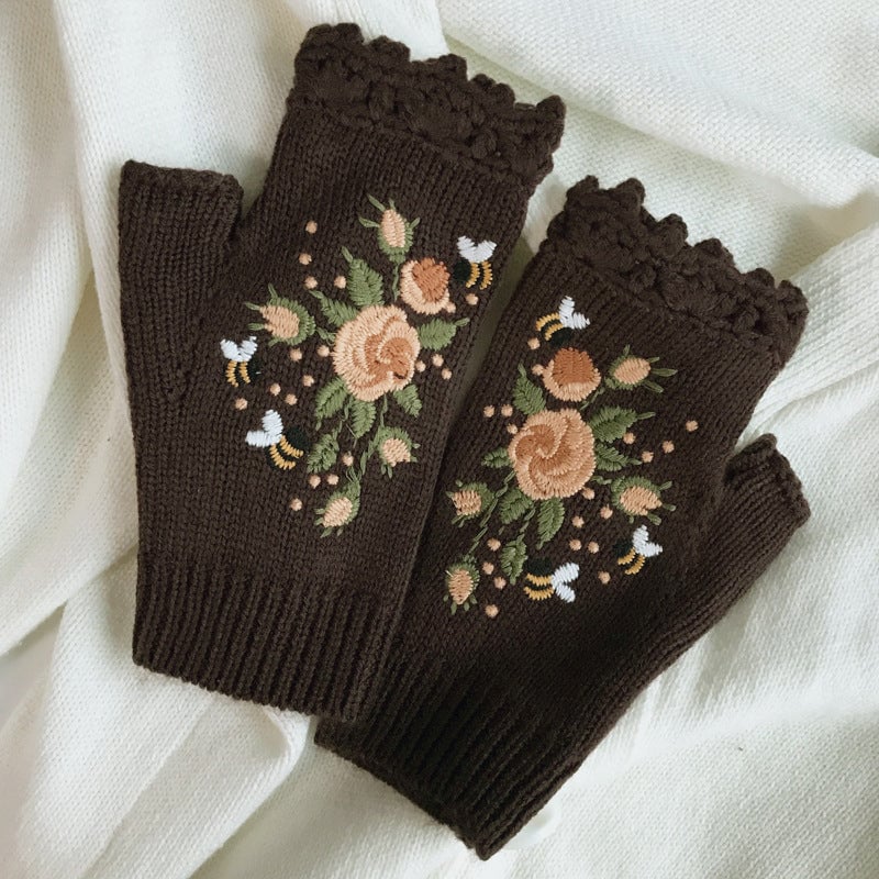 🌸Hand Embroidered Gloves