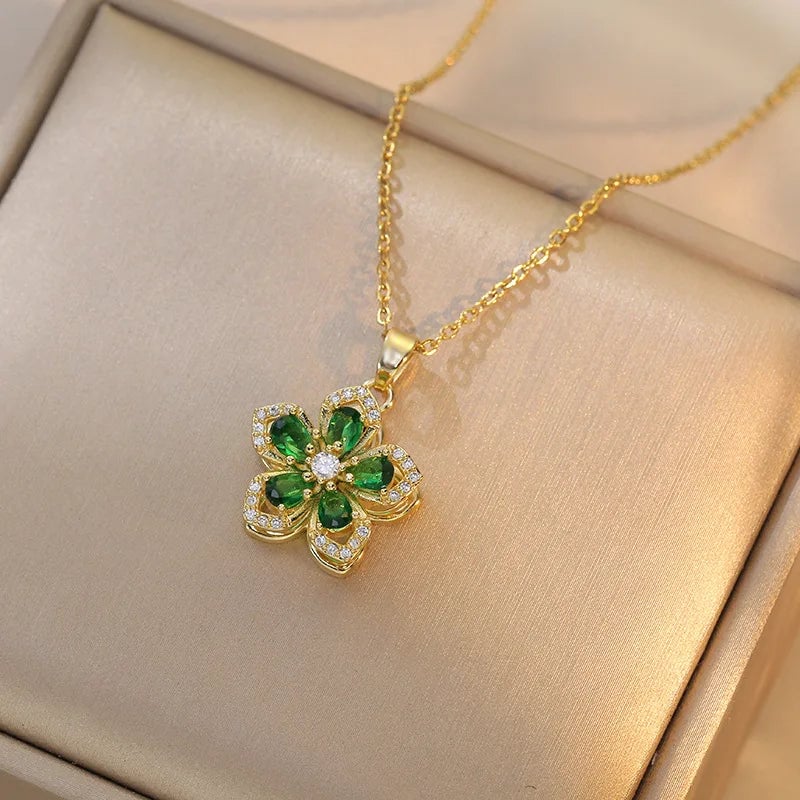 La Fleur Necklace
