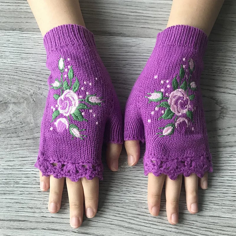 🌸Hand Embroidered Gloves