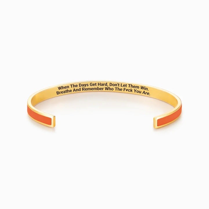 🎁DON'T LET THE HARD DAYS WIN COLOR BANGLE