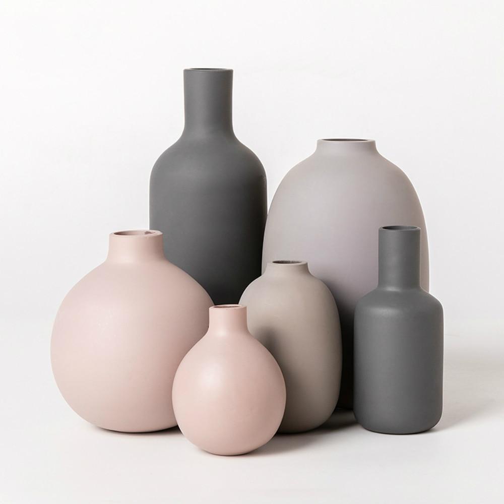 Idun Ceramic Vase