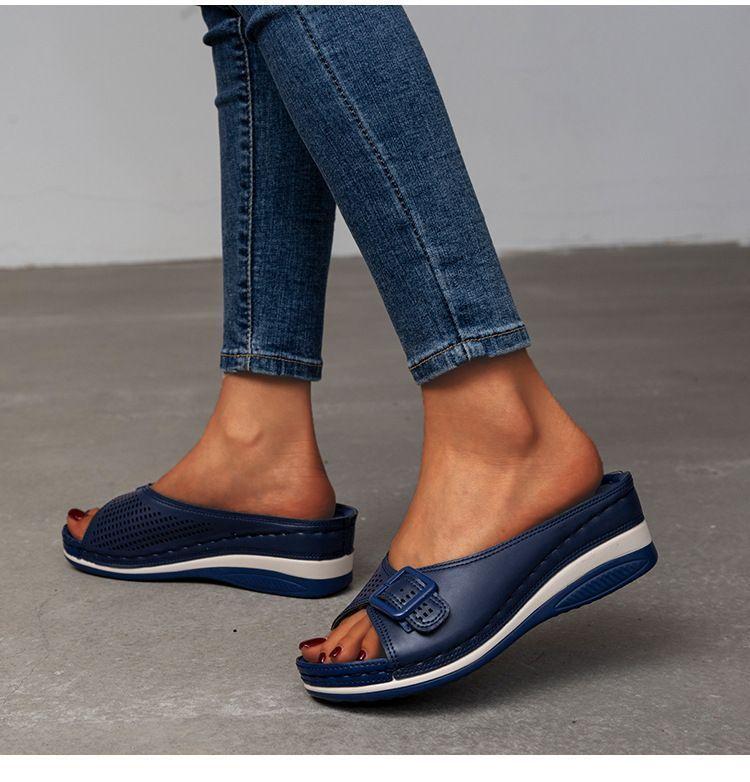 LEATHER SOFT FOOTBED ARCH-SUPPORT SANDALS