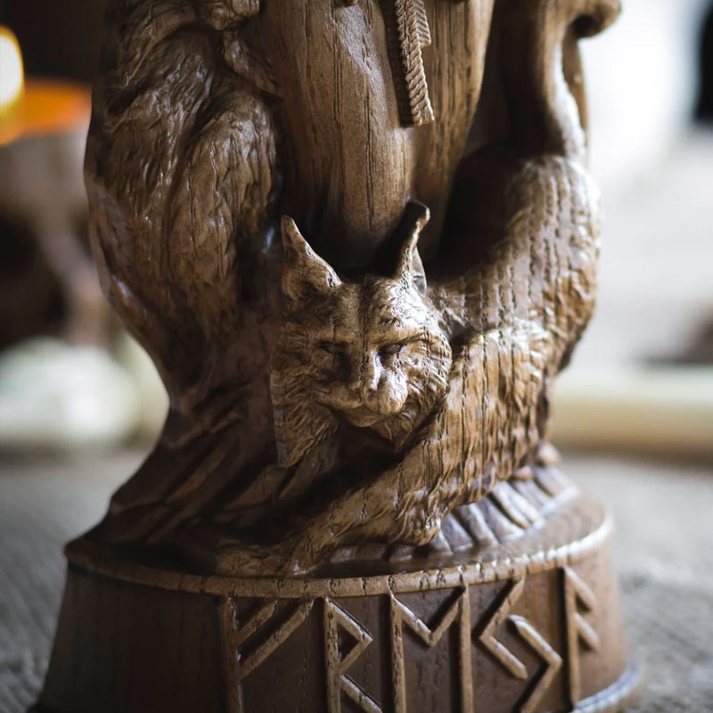 Hero Statue Ornament