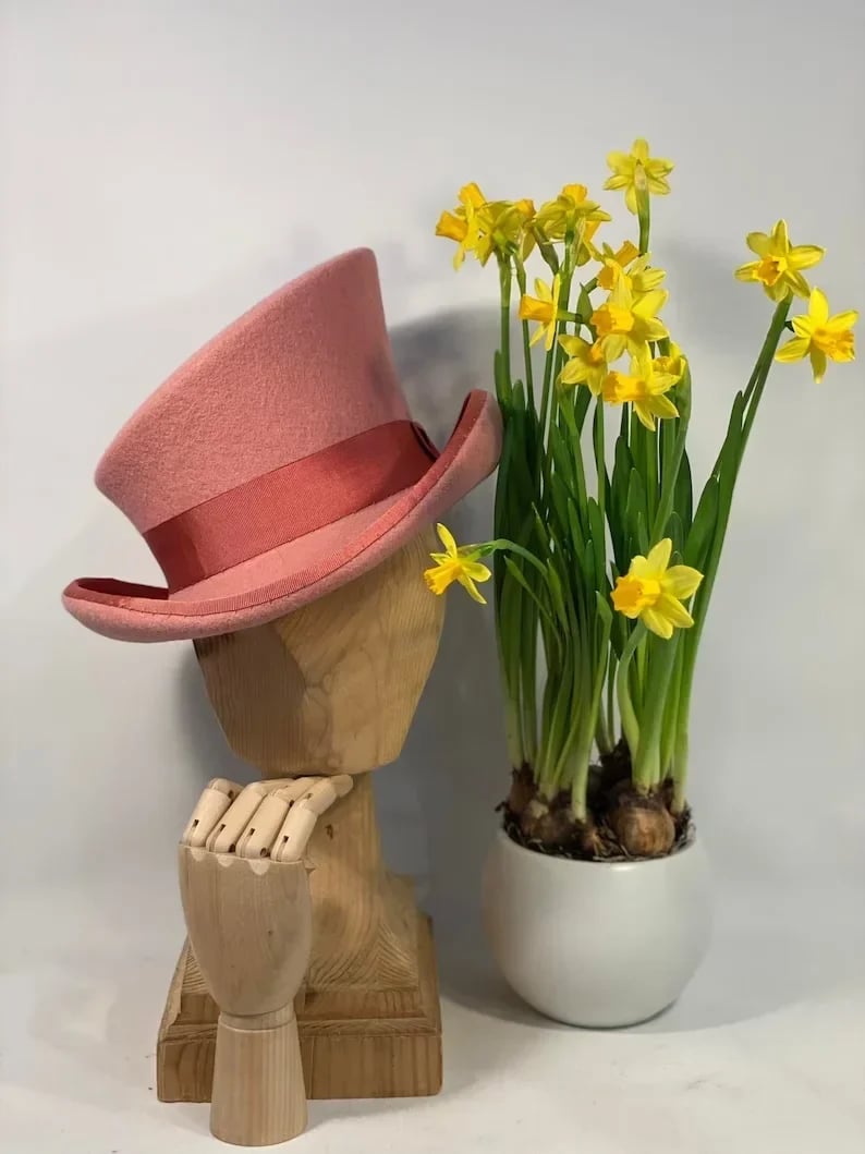 🎁 Asymmetric top hat