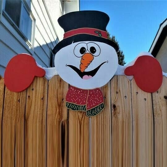 Christmas Decoration For Your Garden Fence