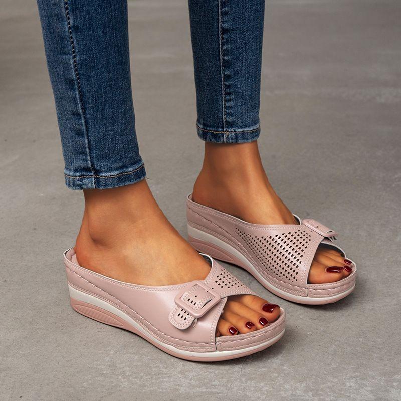LEATHER SOFT FOOTBED ARCH-SUPPORT SANDALS