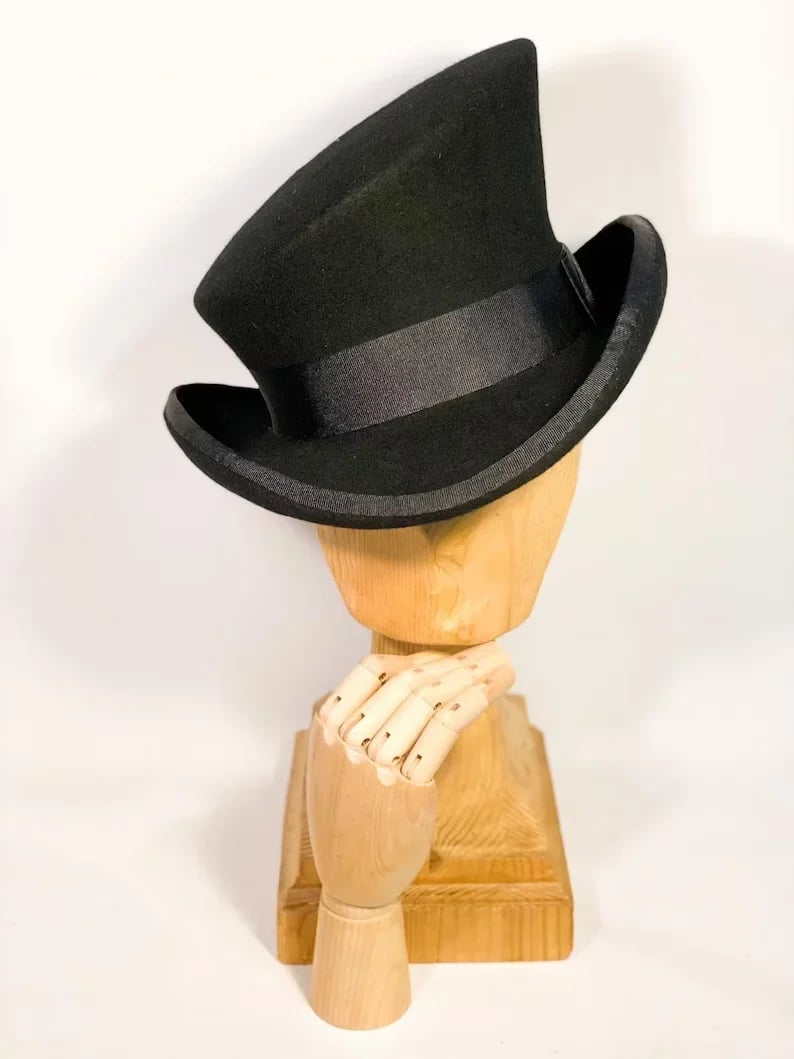 🎁 Asymmetric top hat